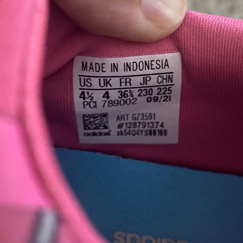 Size US 4.1/2 Adidas × The Simpsons Flex Sneaker